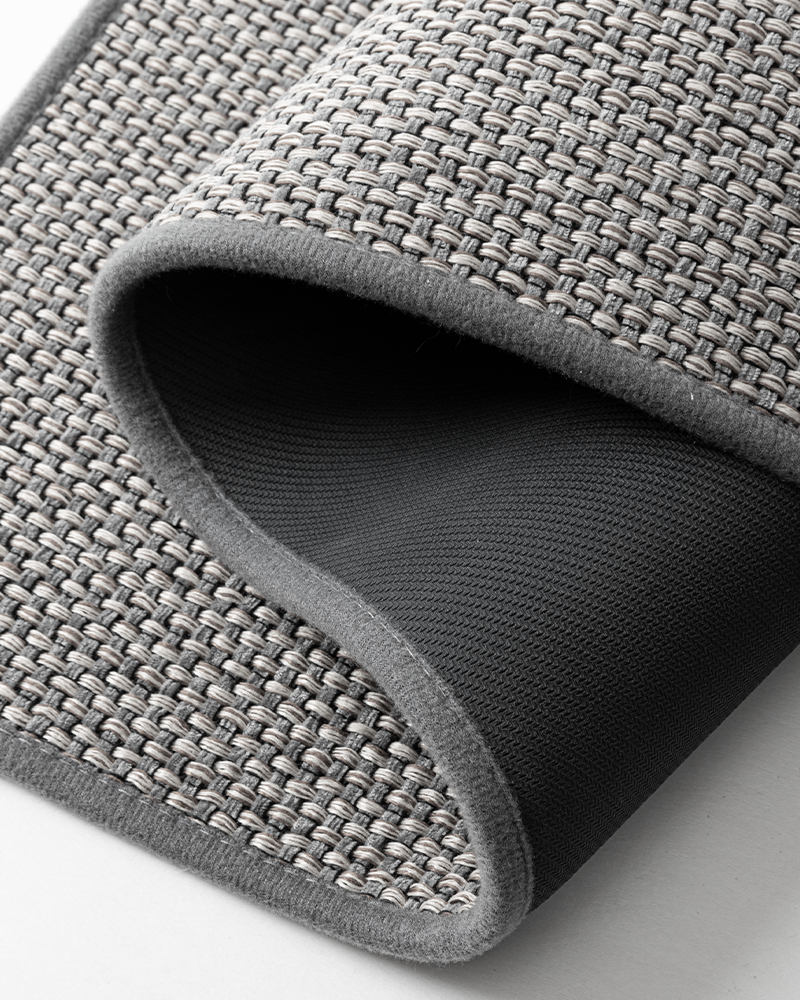 Absorbent non skid kitchen mat and runner rug for kitchen floor.