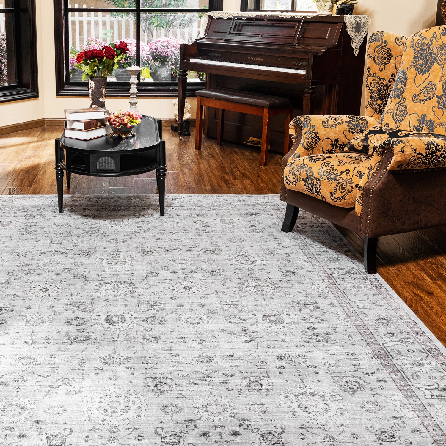 Traditional Area Rug