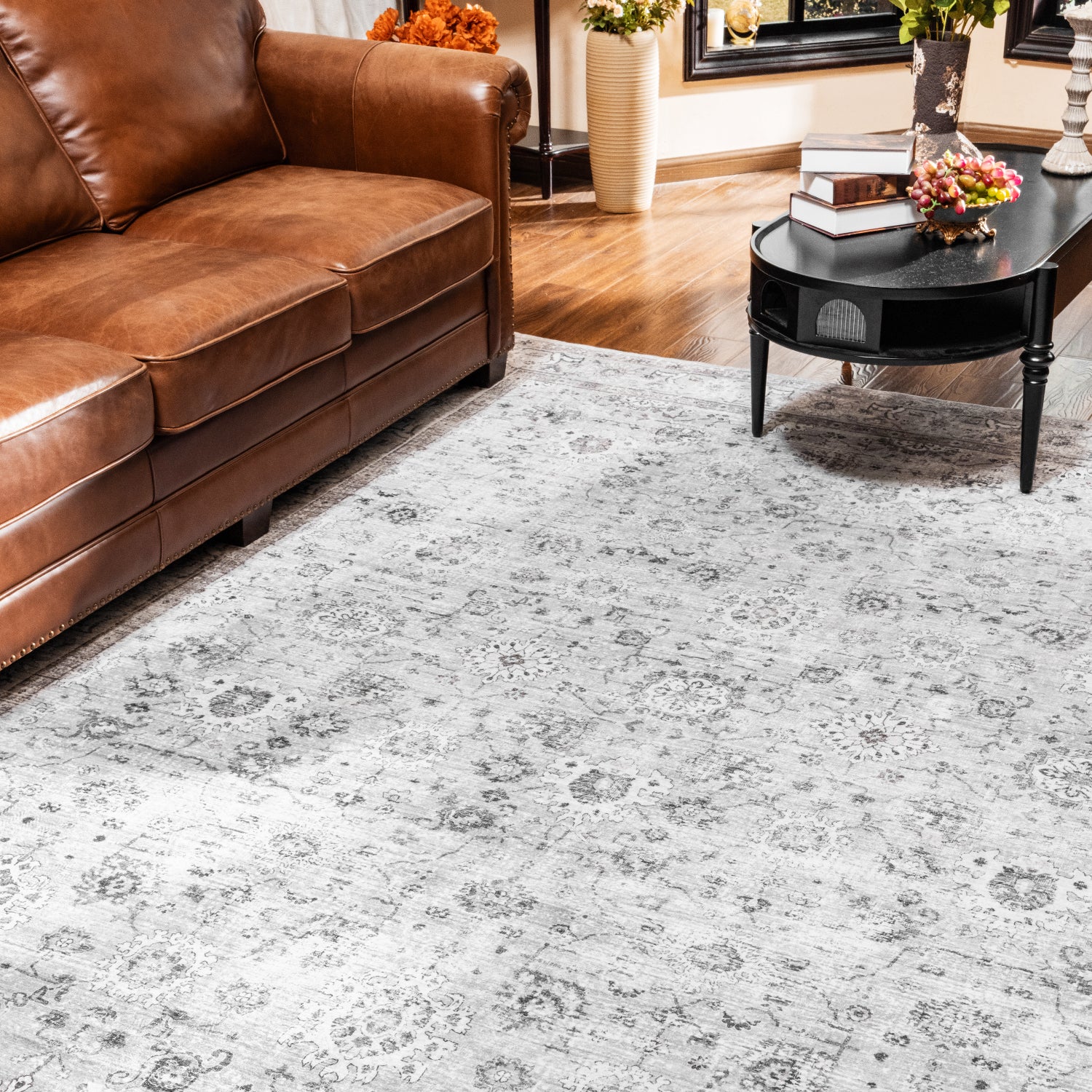 Traditional Area Rug