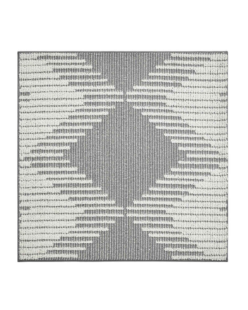 Stair treads designed for quiet and stable steps