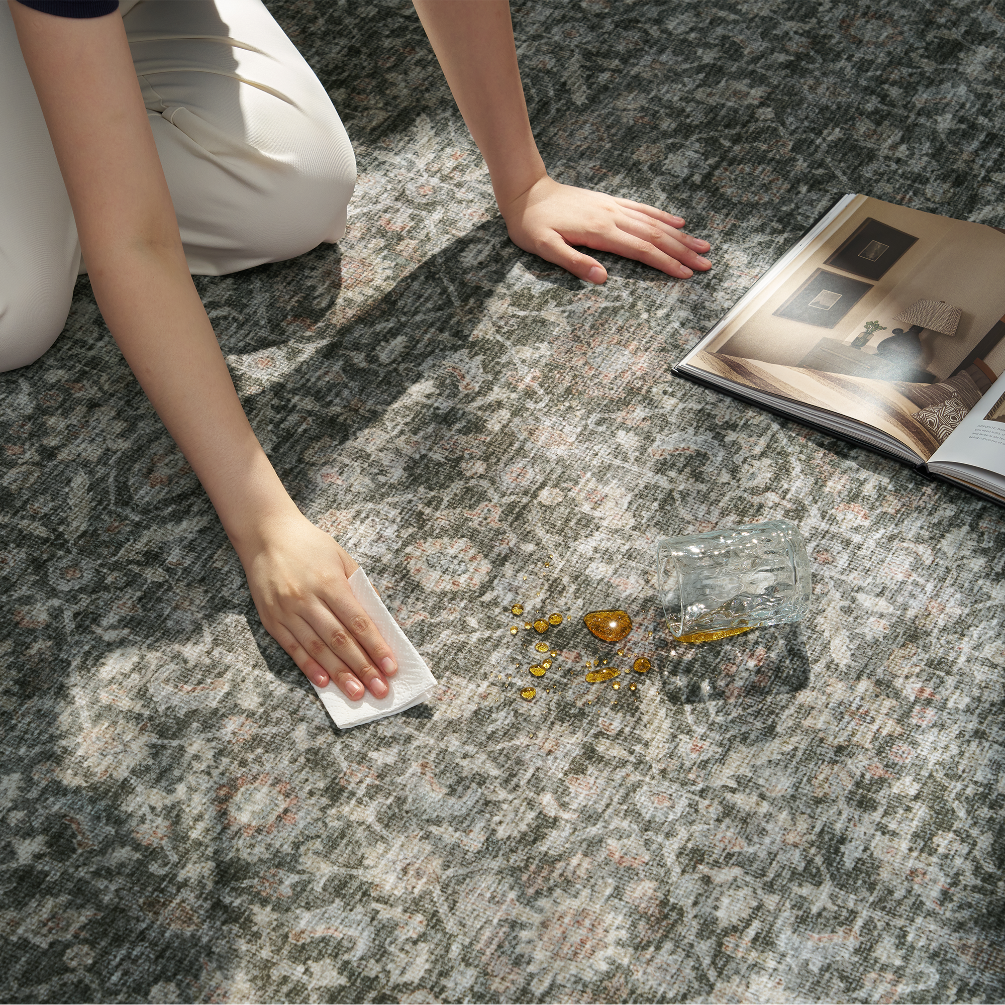 MontVoo Washable Non-Slip Vintage-Inspired Area Rug Green