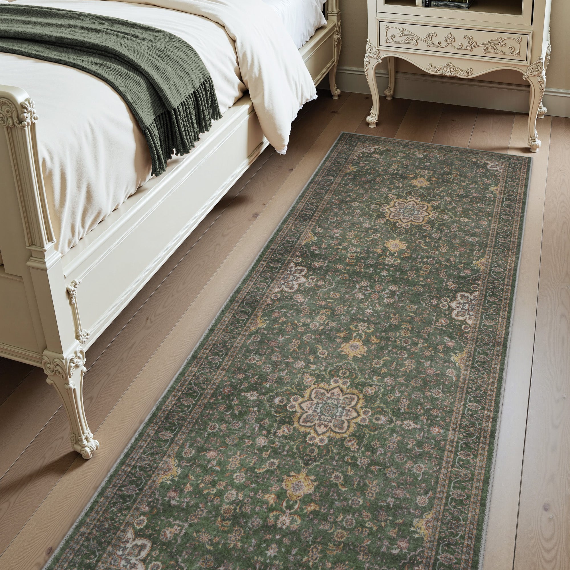 Alfombra lavable con diseño floral verde bosque de MontVoo