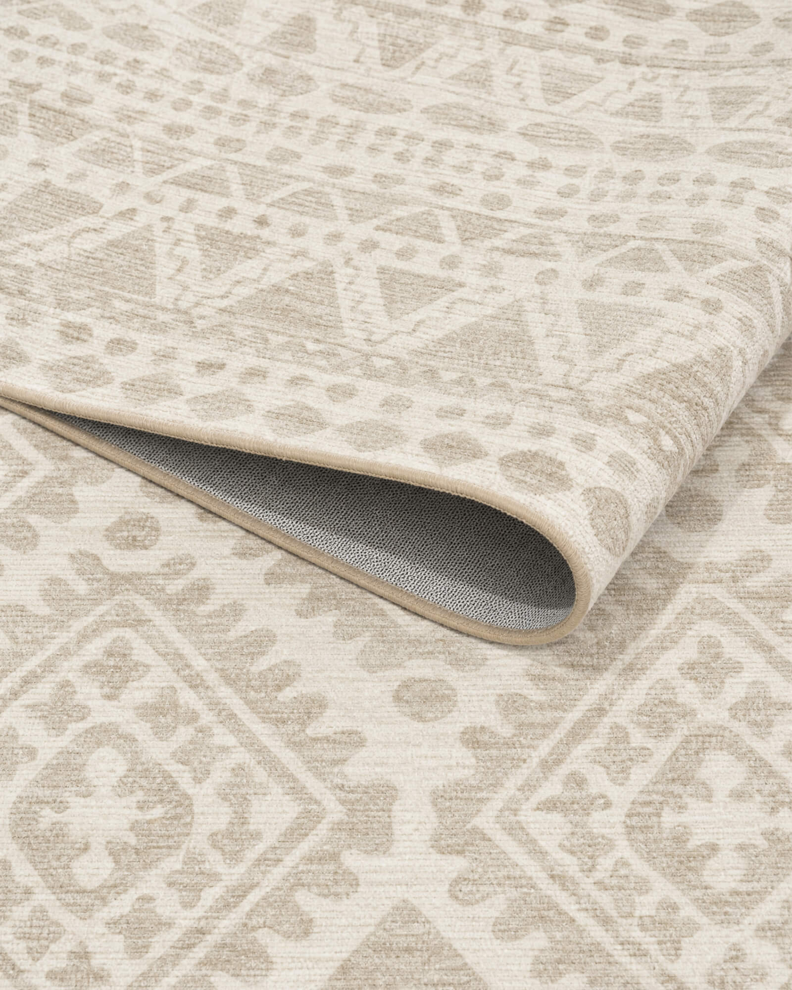 Maze Washable Area Rug - Beige