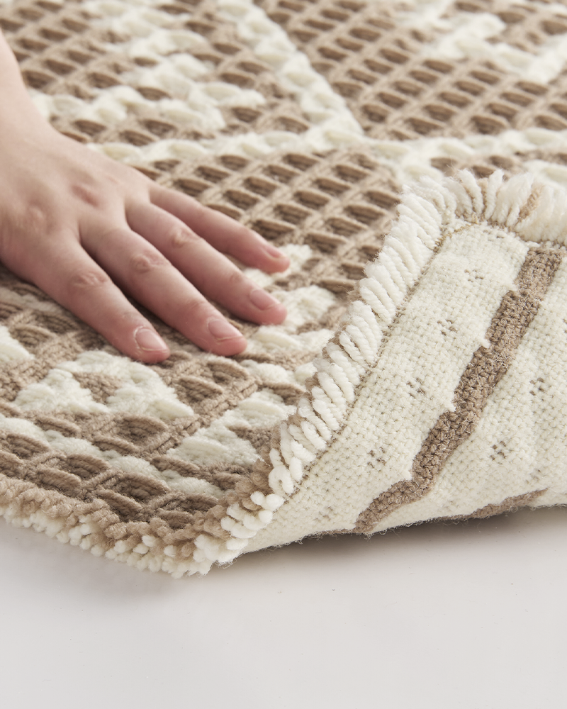 Bath mat that complements cozy home interiors