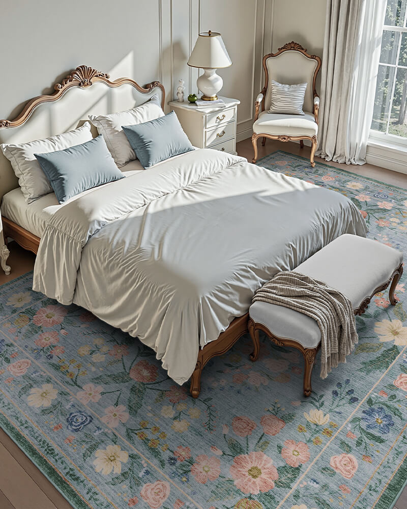 Vintage-inspired area rug made for homes that value tradition