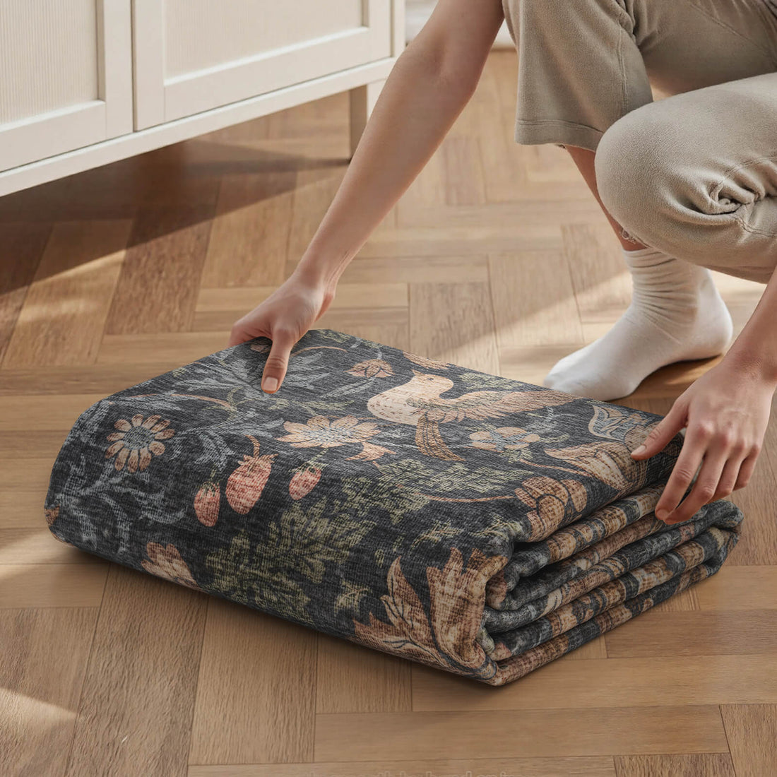 Floral rug with machine washable surface and soft feel for family homes