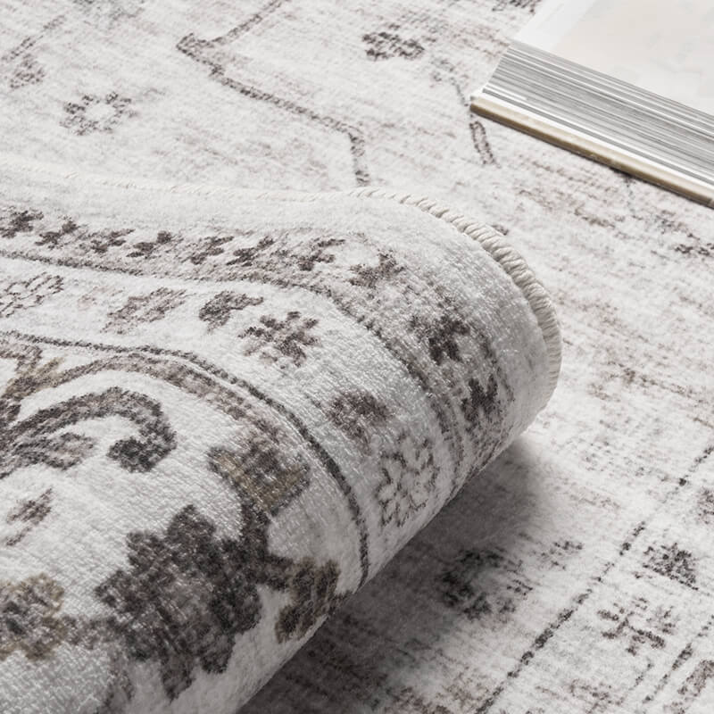 Vintage rug created to complement traditional interiors