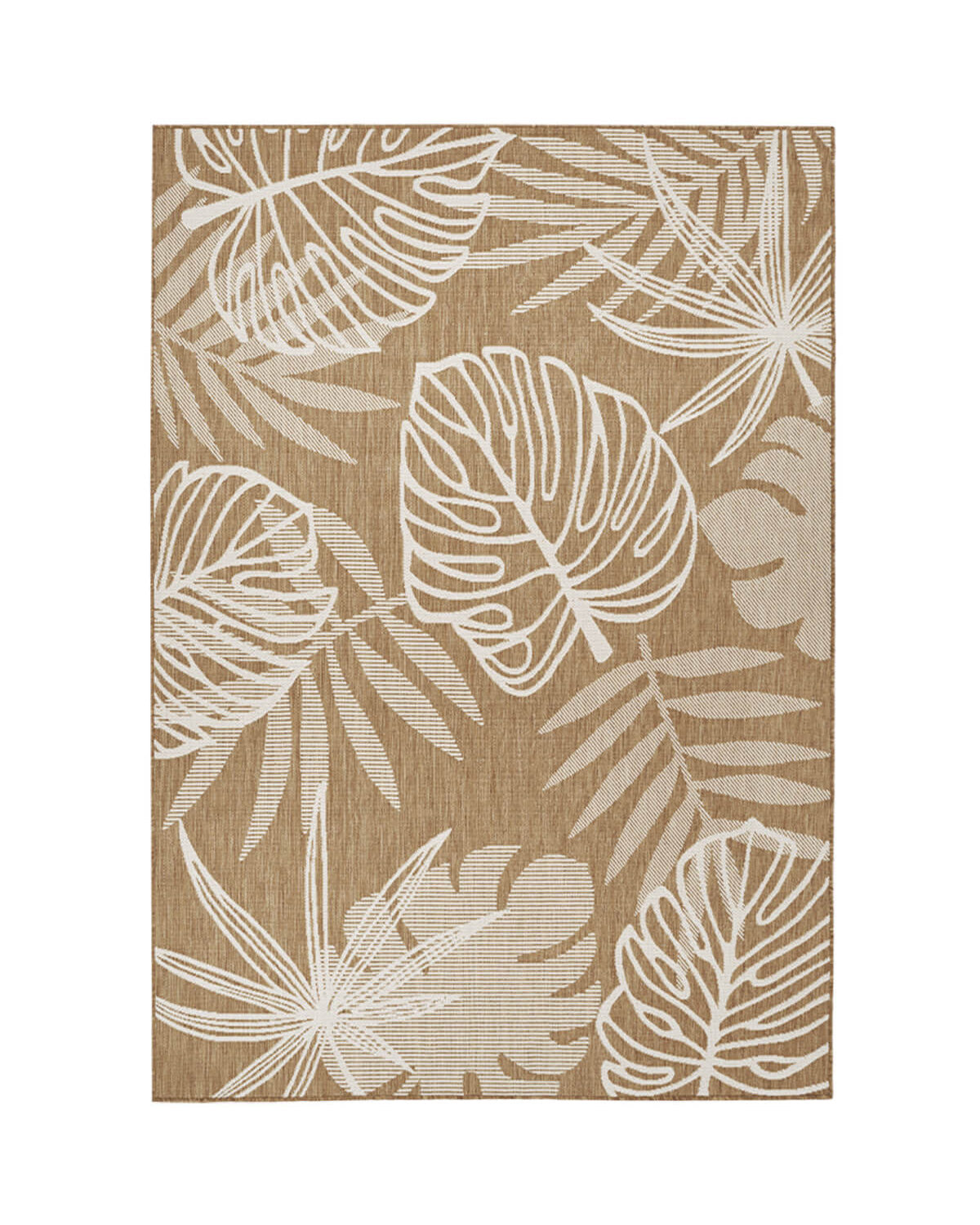 Made for real family use, this indoor outdoor rug stands up to patio life with pets thanks to its fade resistant surface and low maintenance care.