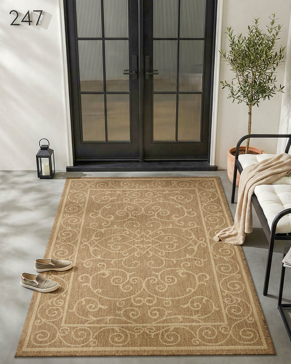 Indoor outdoor rug suitable for balcony deck and high traffic home areas