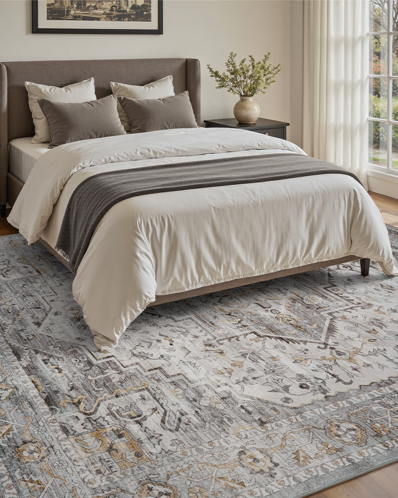 MontVoo soft vintage rug, plush and warm, perfect for bedroom and living room floors.