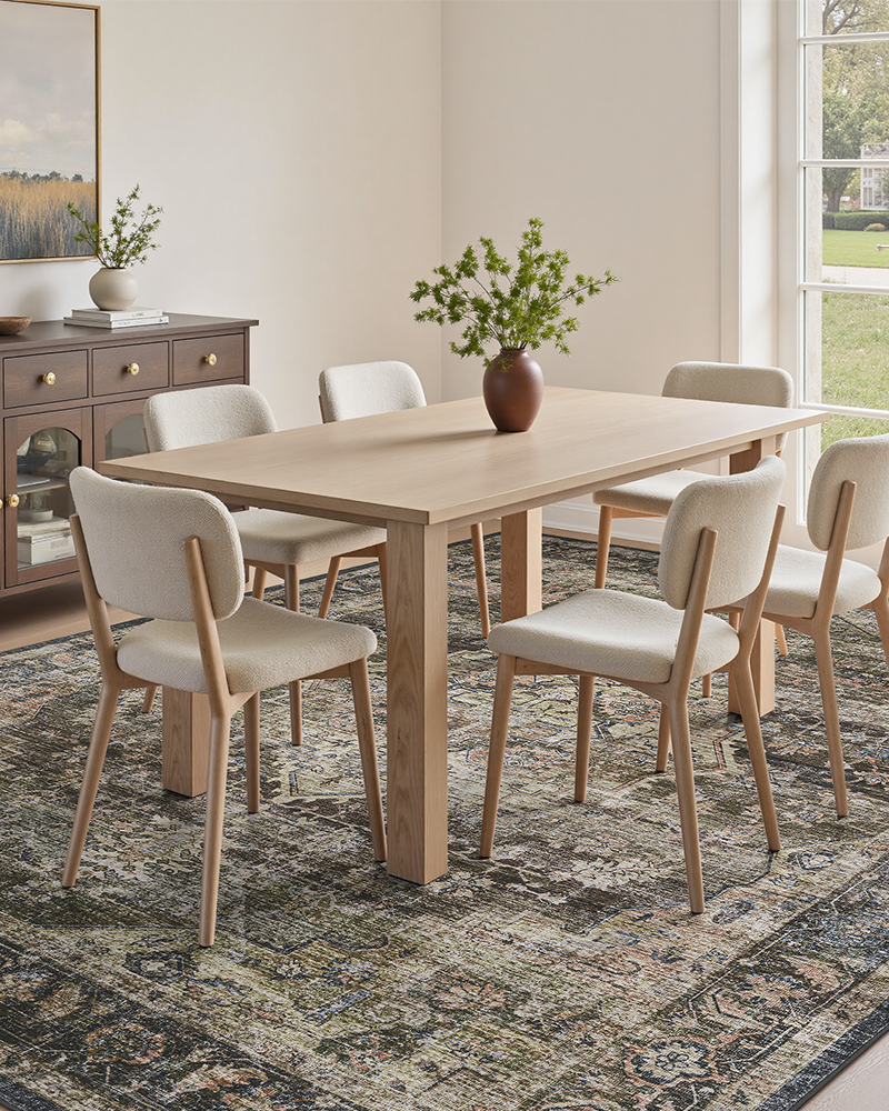 MontVoo floral vintage rug for living room, combines rustic farmhouse style with soft texture.