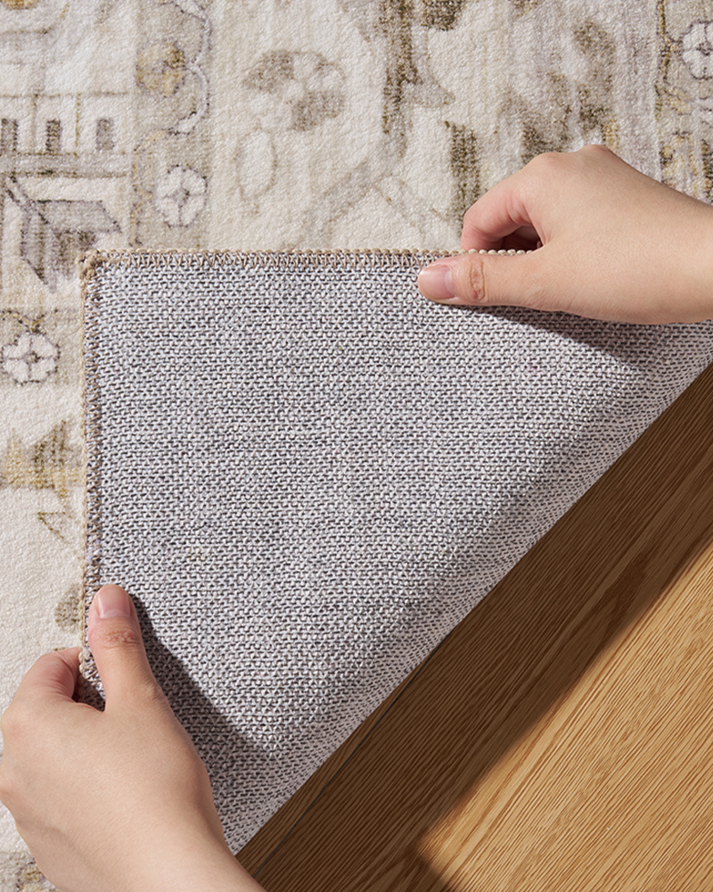 MontVoo vintage rug with plush texture and non-slip backing, ideal for bedrooms.
