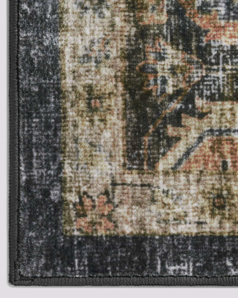 MontVoo farmhouse-style vintage rug with medallion pattern, adds warmth and comfort to bedrooms.