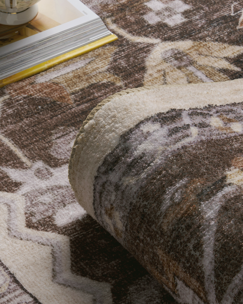 MontVoo soft abstract vintage rug, cozy and warm for bedroom comfort.