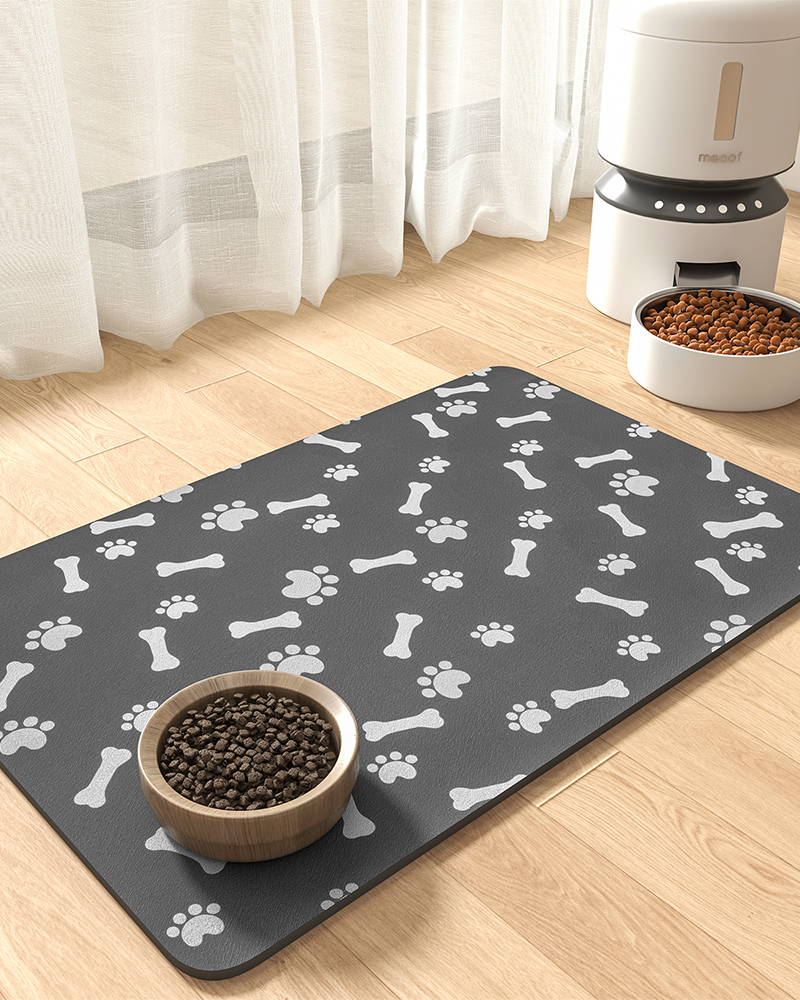 Absorbent Pet Feeding Mat for Food and Water — Ideal for Dogs and Cats
