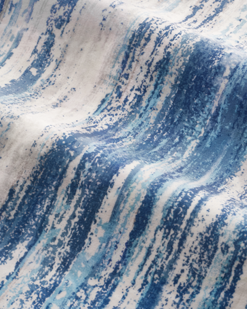 Modern abstract washable rug, perfect for living rooms and bedrooms.