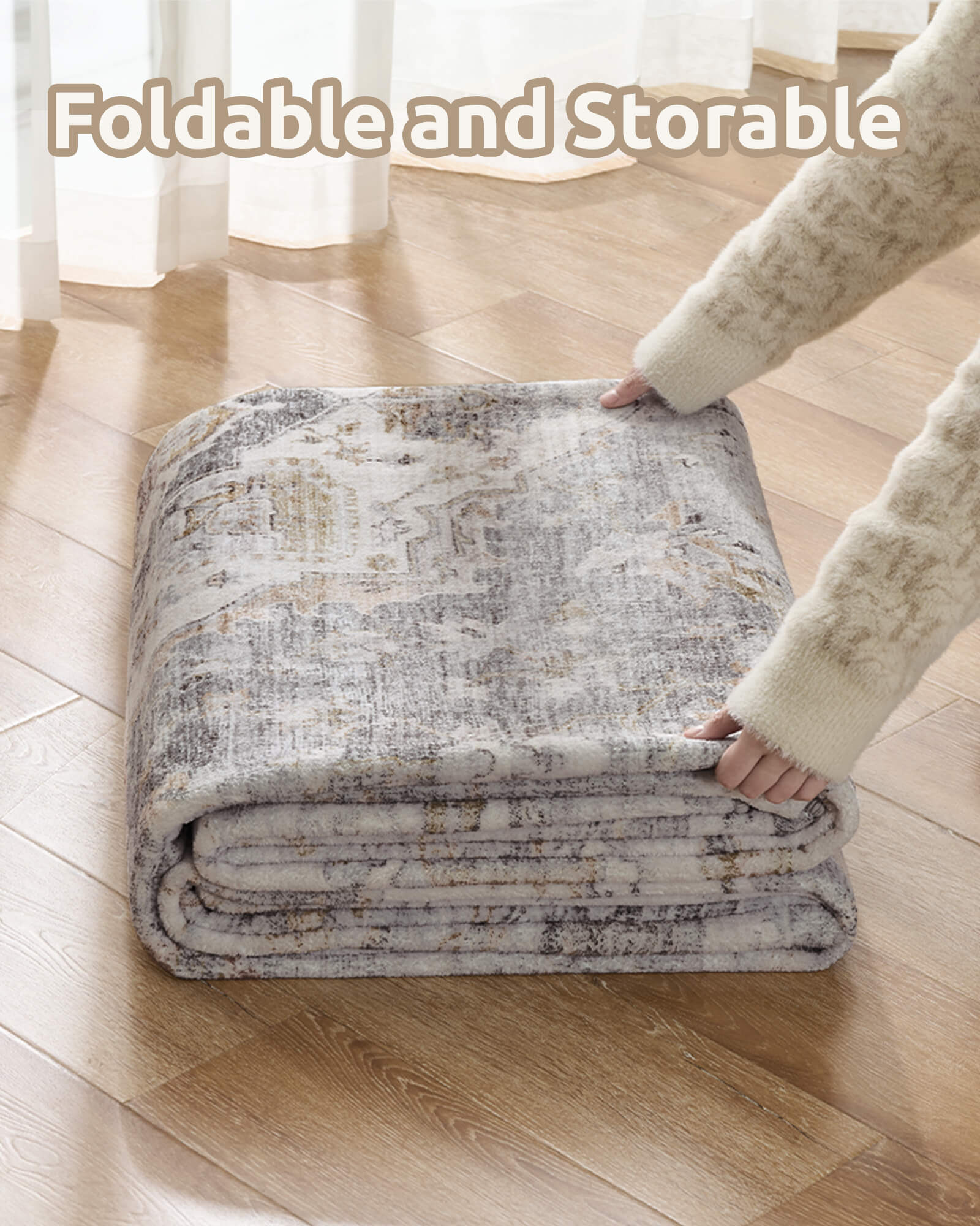 This vintage area rug features a foldable and storable design with a washable easy-care surface that makes everyday home use more convenient.