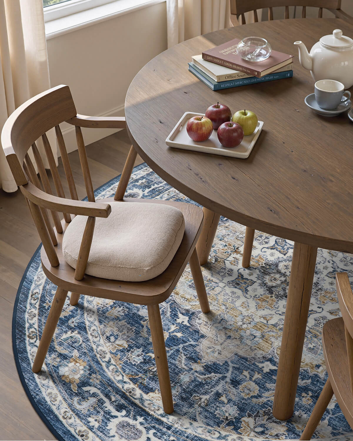 Washable botanical vintage rug ideal for family living rooms