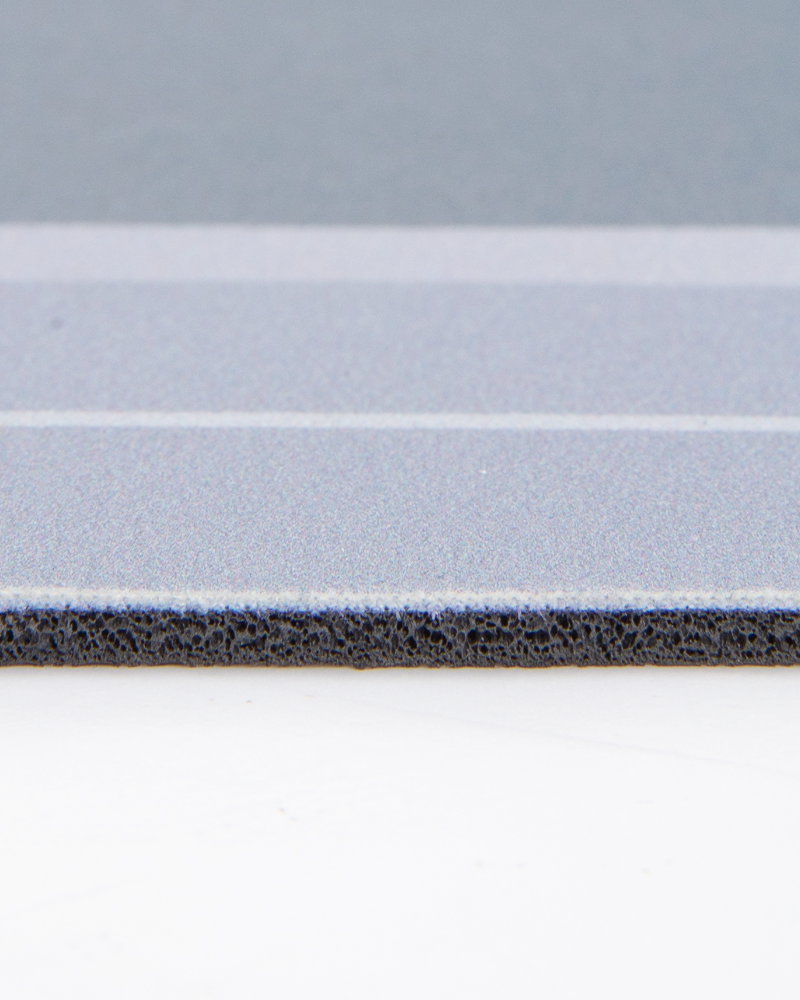 Premium nano surface bath mat, super absorbent and stain resistant from MontVoo.